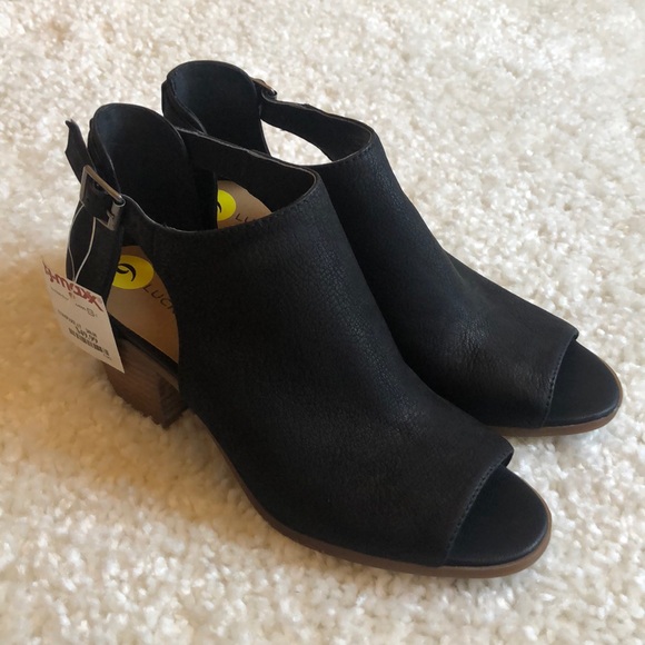 Lucky Brand Shoes - NWT Lucky Brand Open Toe Black Bootie Size 9